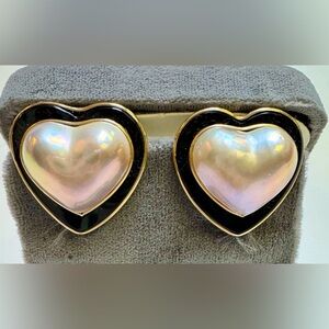 14kt gold Black Onyx Mabe Heart ❤️ shaped Genuine Pearls Vintage 80s HUGE 14.7gm